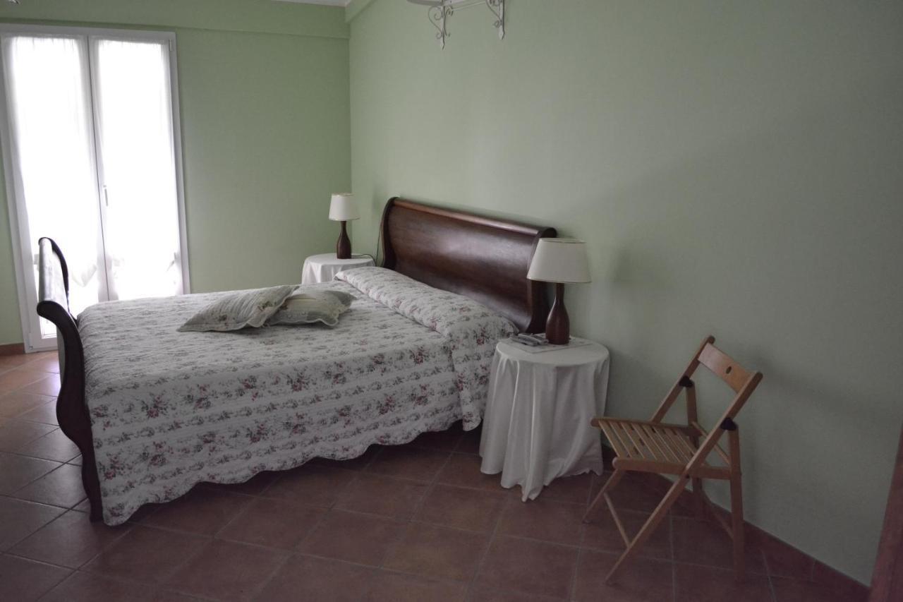 La Tenuta Del Giglio Βίλα Tavullia Δωμάτιο φωτογραφία